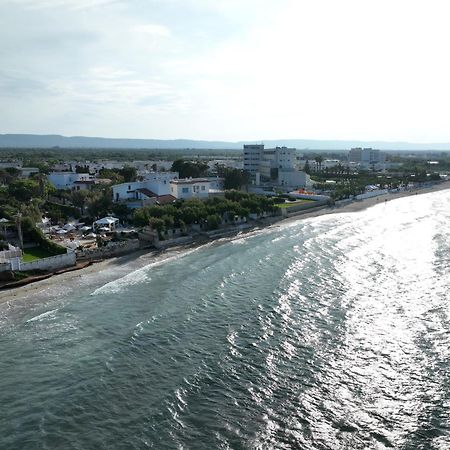 トッレ・カンネ Aurelia Sea View Bed & Breakfast エクステリア 写真