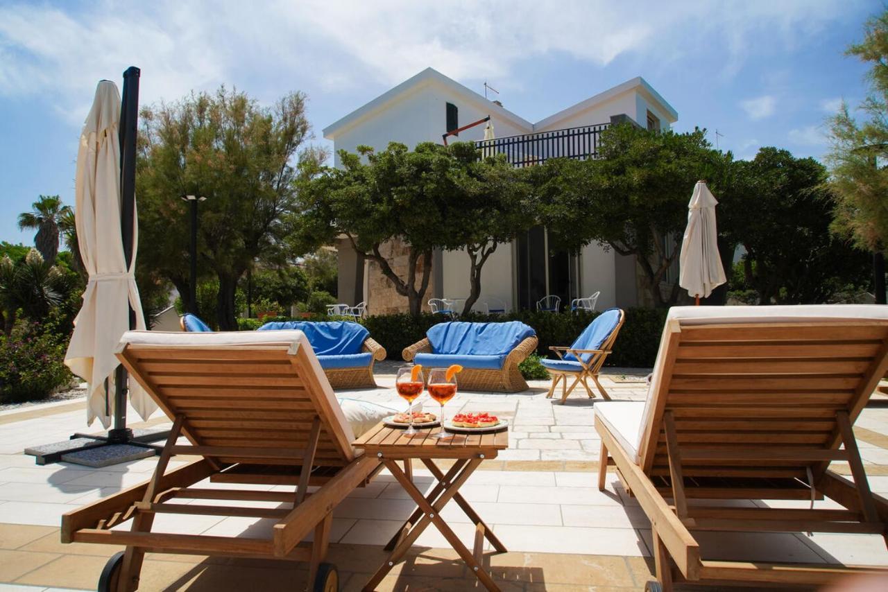 トッレ・カンネ Aurelia Sea View Bed & Breakfast エクステリア 写真