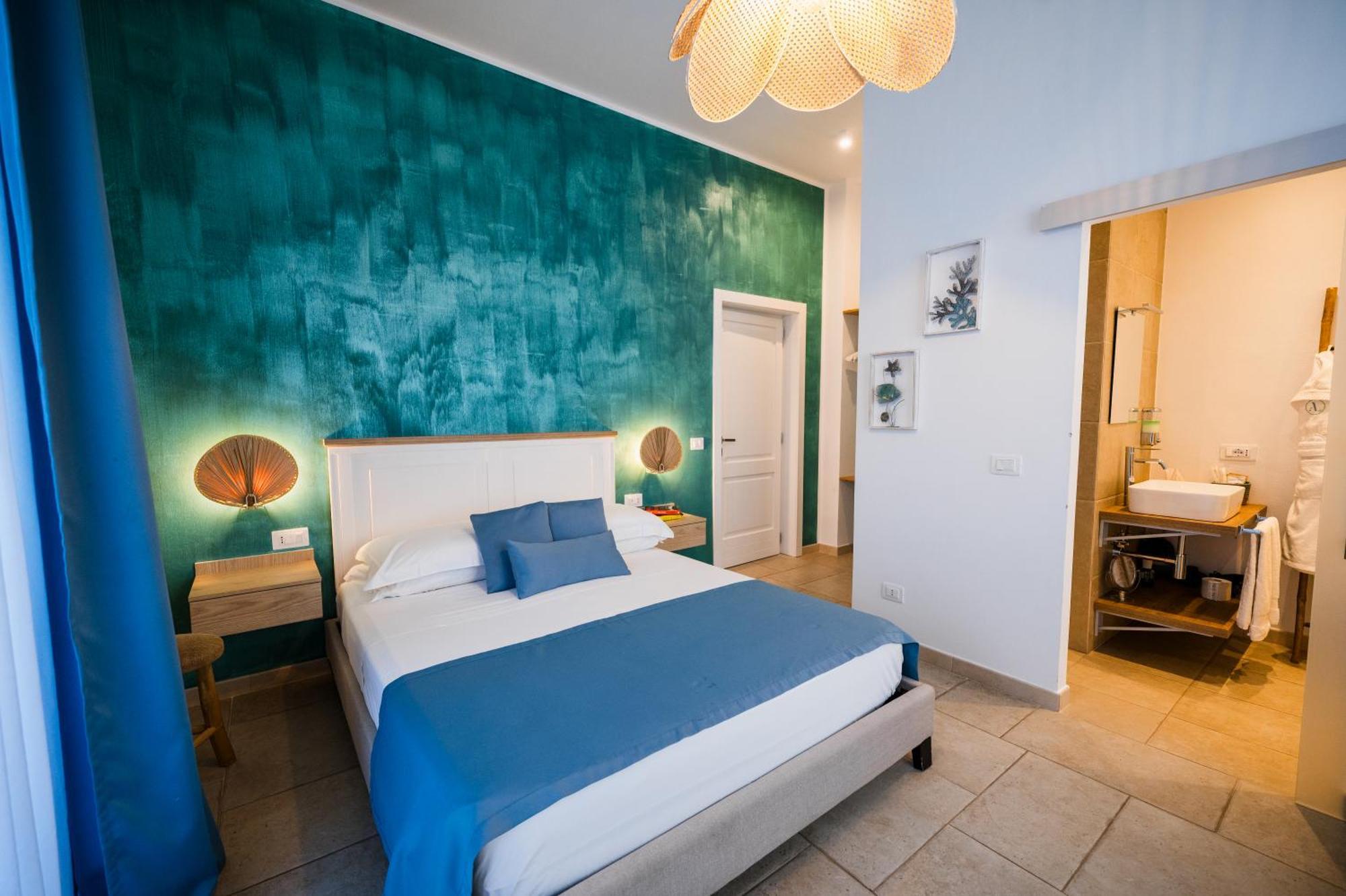 トッレ・カンネ Aurelia Sea View Bed & Breakfast エクステリア 写真
