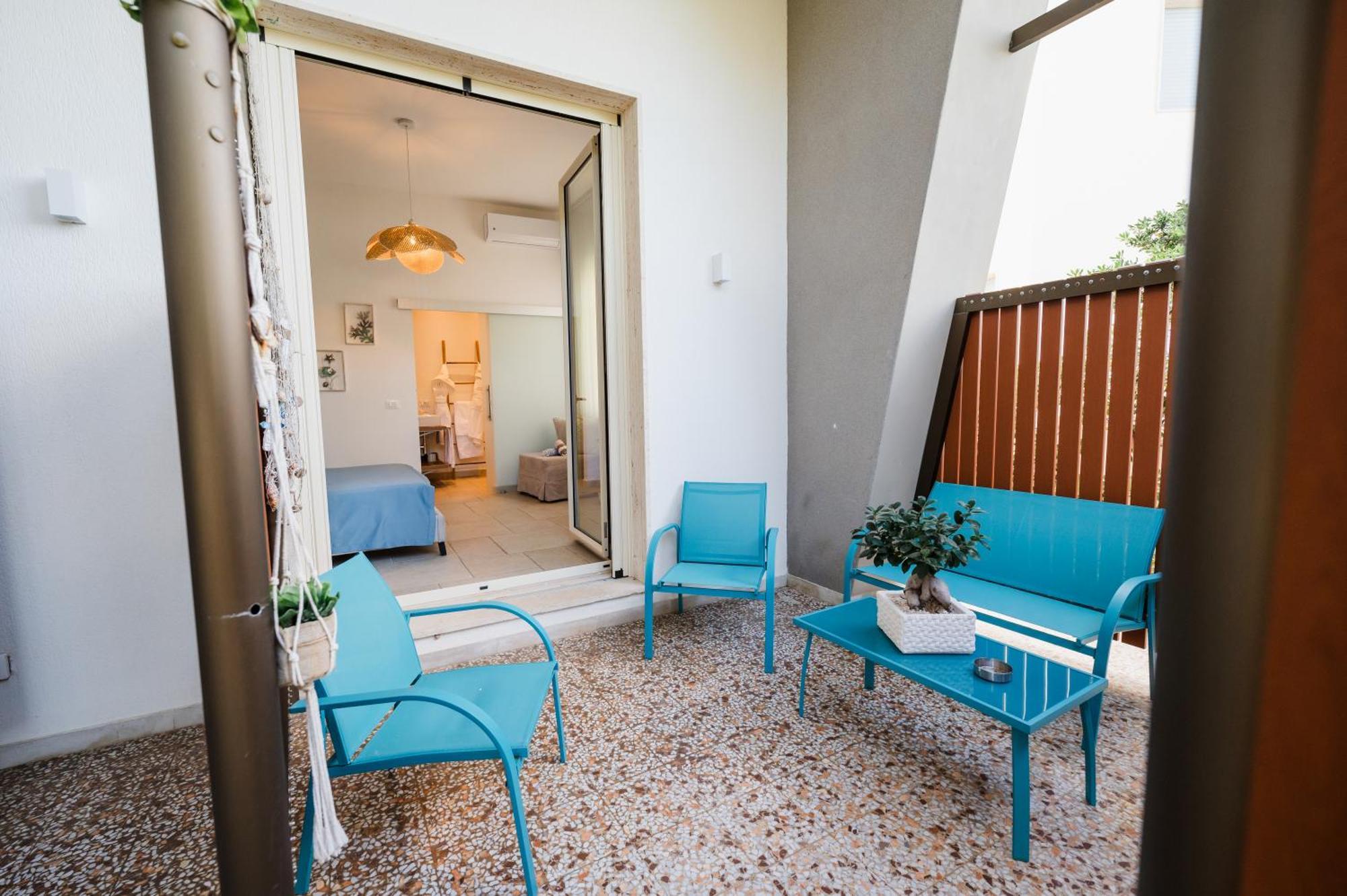 トッレ・カンネ Aurelia Sea View Bed & Breakfast エクステリア 写真